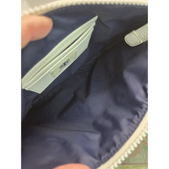 TORY BURCH Medium Nylon Cosmetic Case In Navy & White Wrist Strap 7.5 X 10 In - Picture 5 of 8